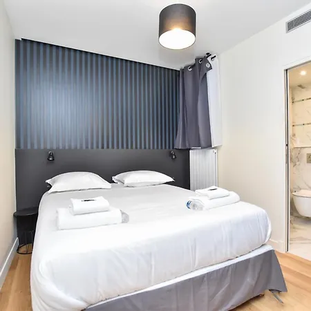 Cmg Opera Apartment *