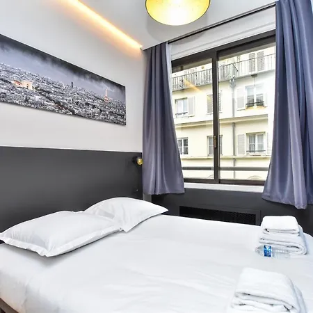 Cmg Opera Apartmán *