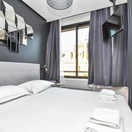 Cmg Opera Apartmán