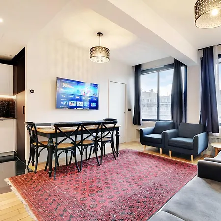 Cmg Opera Apartment *