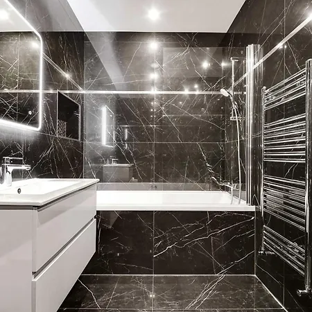 Cmg Opera Apartment